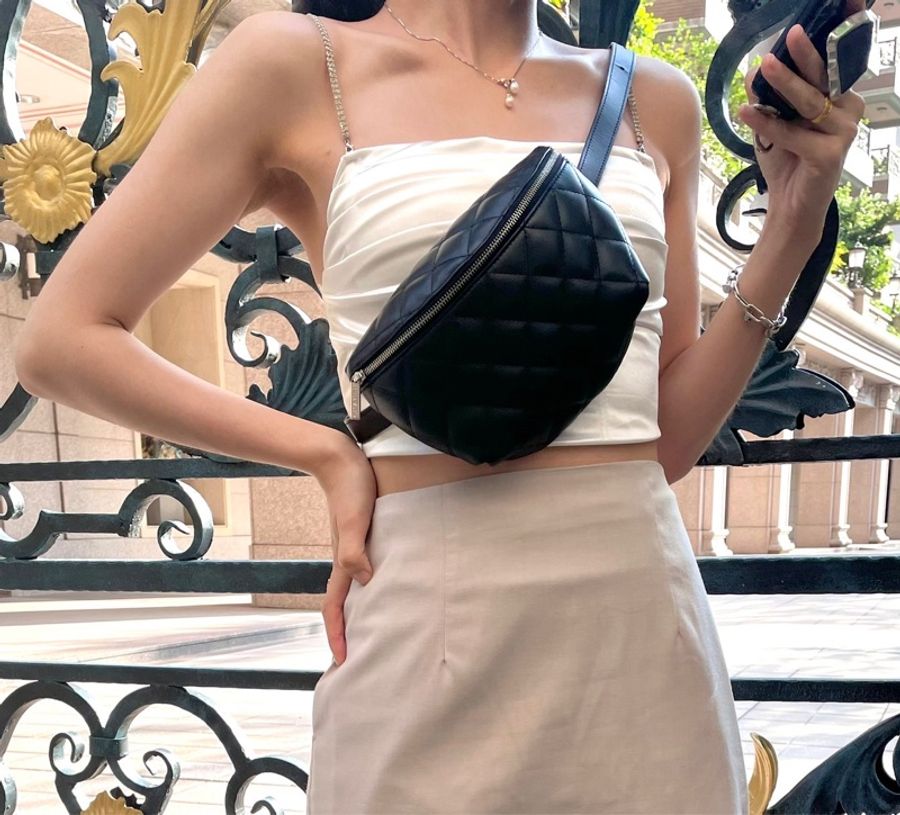 #CHANEL 經典菱格紋小牛皮拉鍊 #腰包 / #胸口包 / #櫃姐包 / #員工包-2