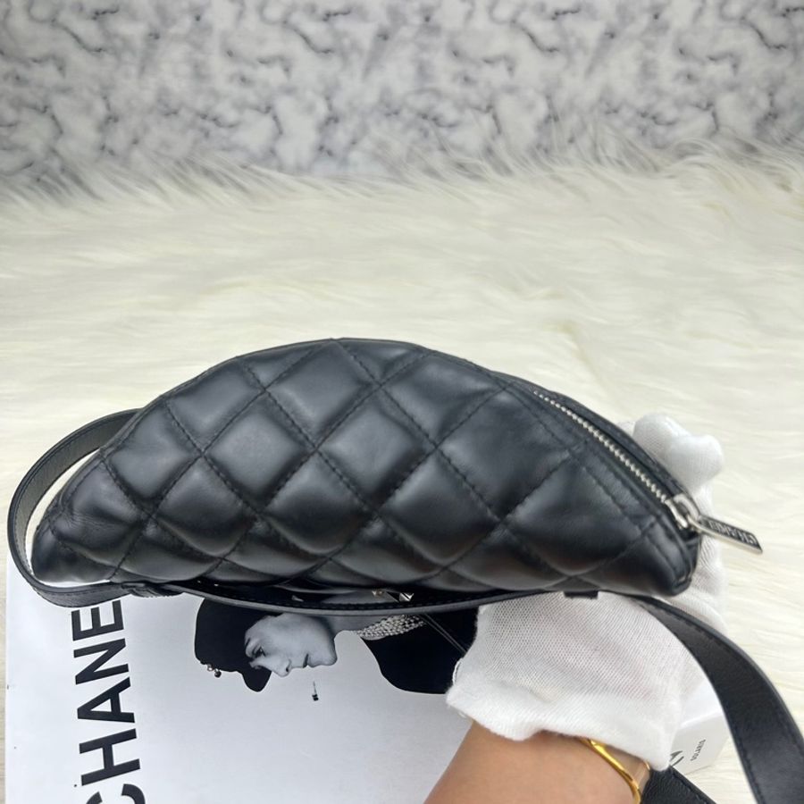 CHANEL 香奈兒  #員工包#櫃姐包#  牛皮黑銀元寶腰包  單肩包  斜挎包-16
