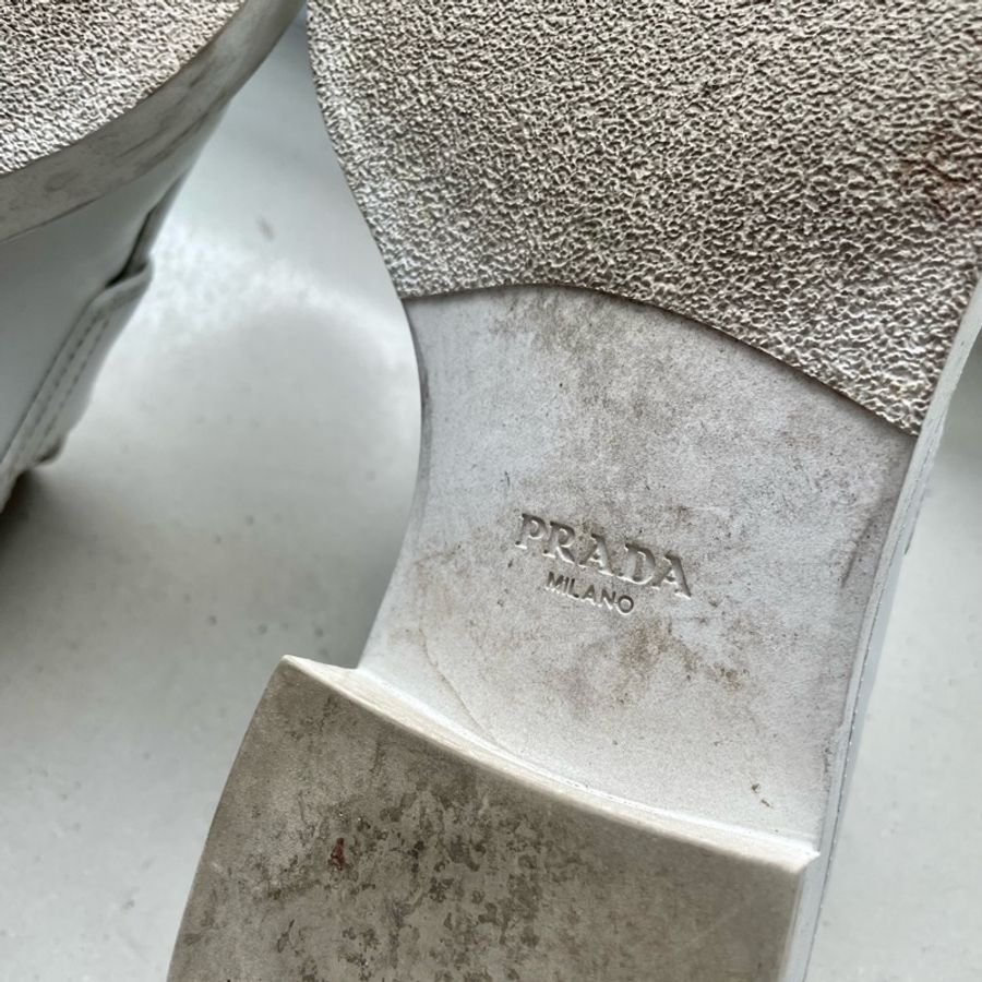 Prada 白色樂福鞋 米色小皮鞋 休閒鞋-4