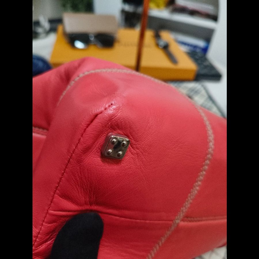 Loewe 桃紅手提包-17