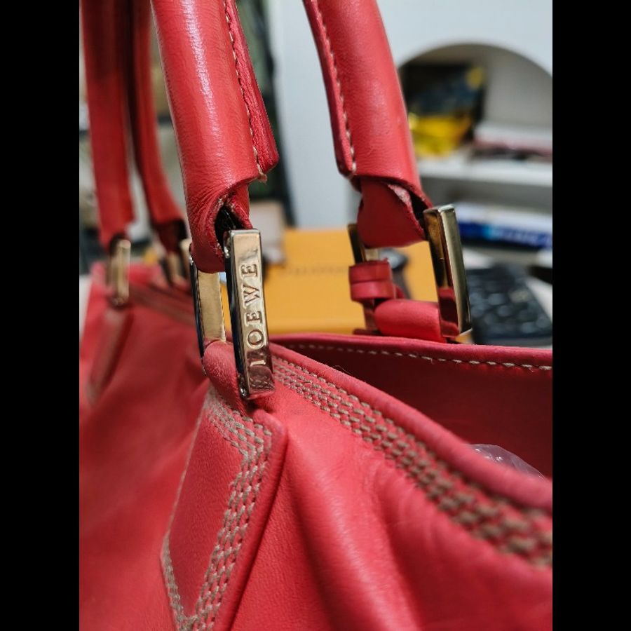 Loewe 桃紅手提包-23