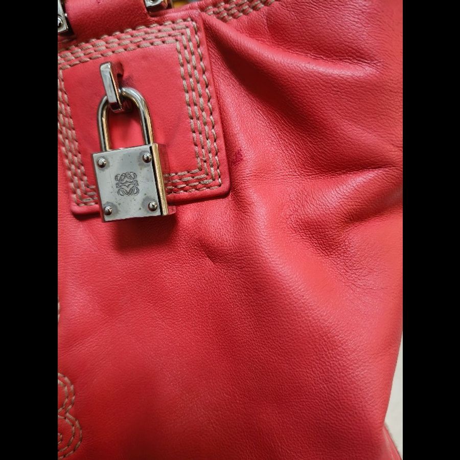 Loewe 桃紅手提包-34