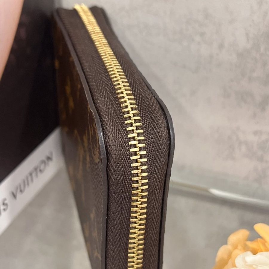 Louis Vuitton LV 老花字紋拉鍊零錢包/短夾/皮夾-4