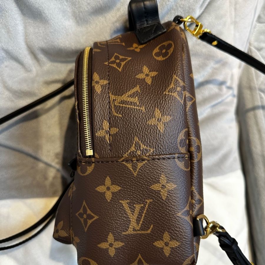 (已售出)LV Palm Springs Mini 小書包 全新 新款-2