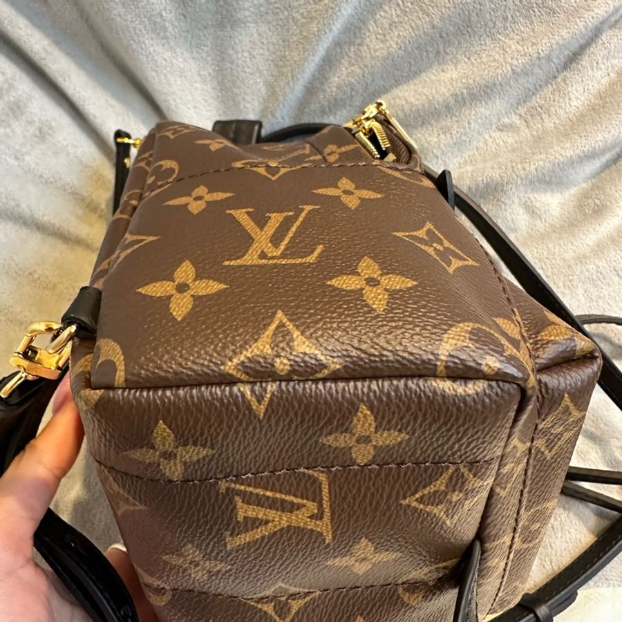 (已售出)LV Palm Springs Mini 小書包 全新 新款-8