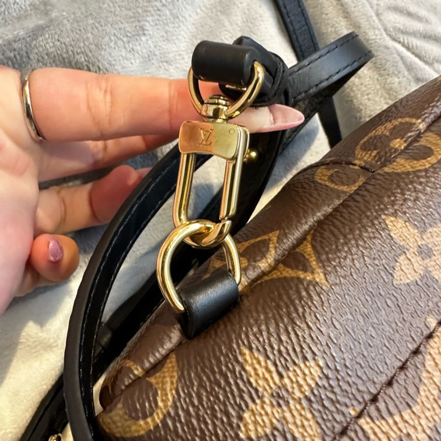 (已售出)LV Palm Springs Mini 小書包 全新 新款-13