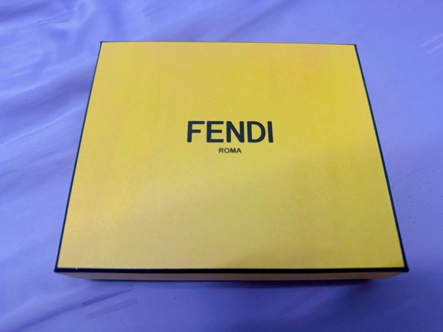 全新 Fendi 芬迪 皮夾 FF logo 短夾-4