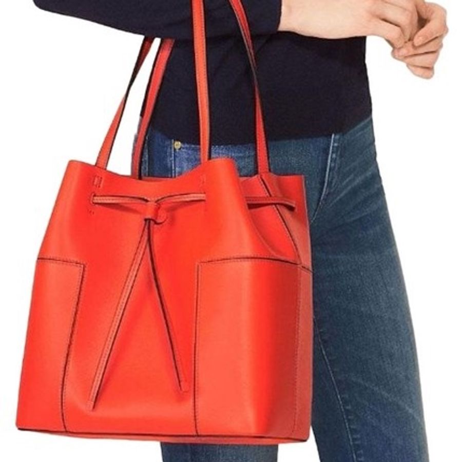 ~~TORY BURCH Block-T Bucket Bag 紅色 真皮水桶肩背包~~-1