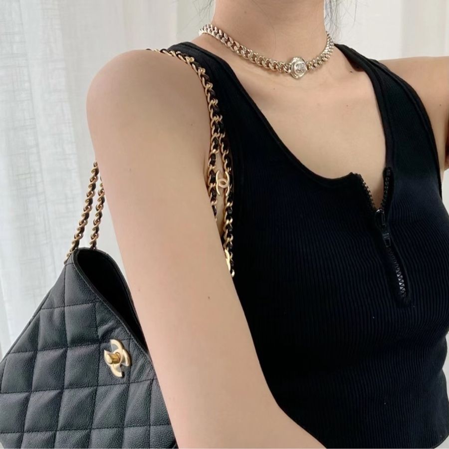 CHANEL香奈兒22s經典淡金色金屬圓牌帶鑽logo頸鏈項鍊choker-7