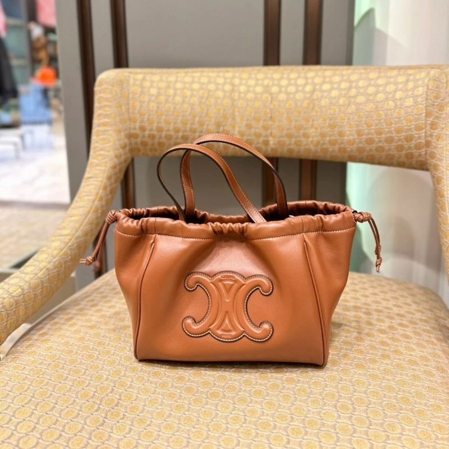 Celine 111013 Cuir Triomphe 凱旋門小款索繩包 黃褐色 (當季熱門新品 下單前請先詢問)-0