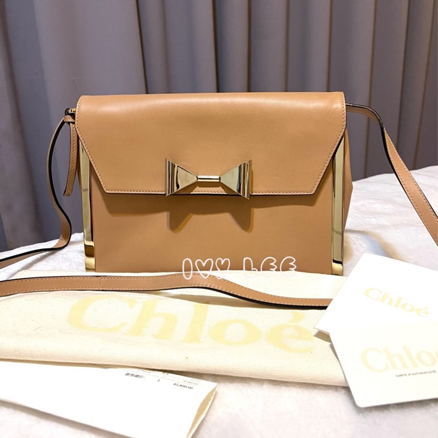 Chloe 粉膚桃色皮革 Rachel 金色 蝴蝶結 斜揹包 肩背包 二手精品-0