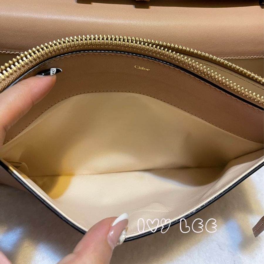 Chloe 粉膚桃色皮革 Rachel 金色 蝴蝶結 斜揹包 肩背包 二手精品-11