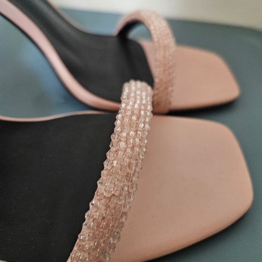 CHARLES & KEITH 官網限定 糖粒帶細跟涼鞋 -膚色 高跟涼鞋 CK鞋款 CK-2