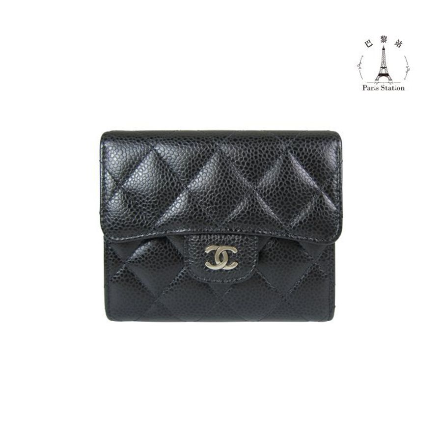 【巴黎站二手名牌專賣】*現貨*CHANEL 真品*黑色荔枝牛皮銀雙C釦式三折短夾-0