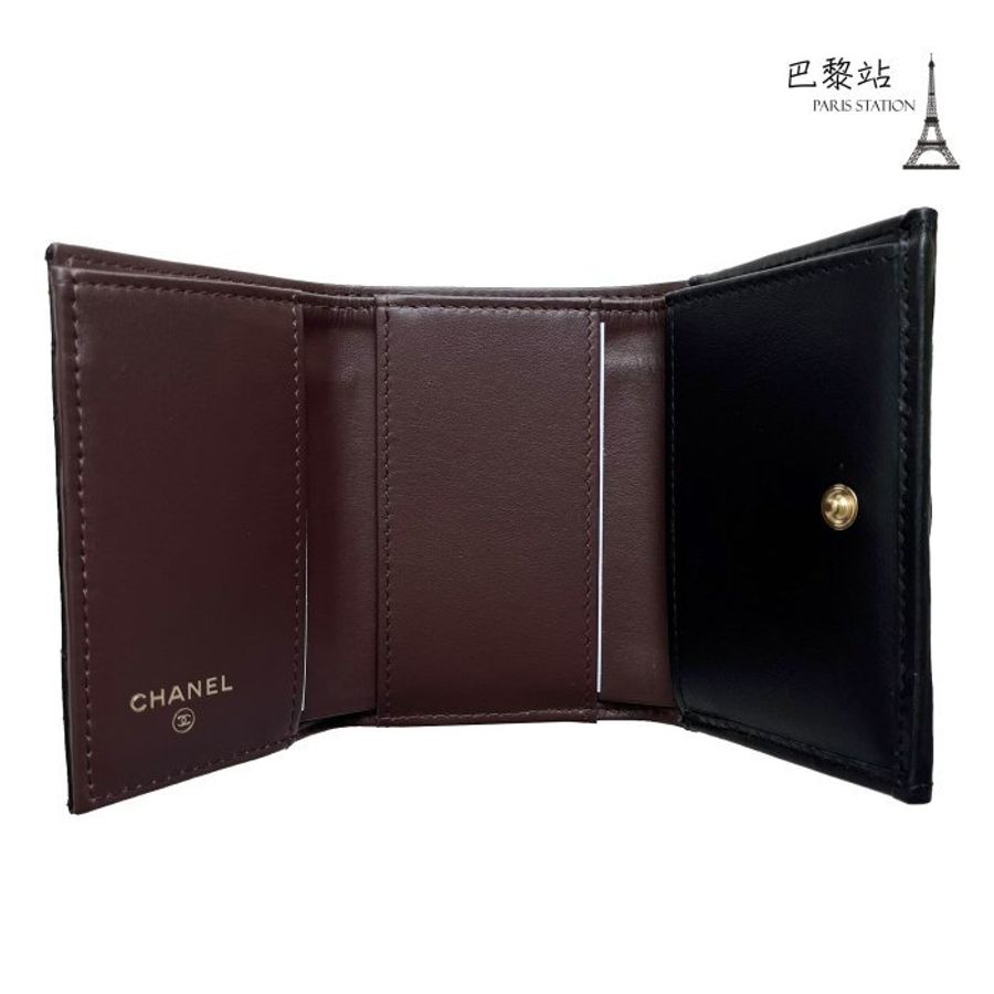【巴黎站二手名牌專賣店】*全新現貨*CHANEL 香奈兒 真品*2.55 鞣製牛皮金釦 Mini 三摺短夾-3