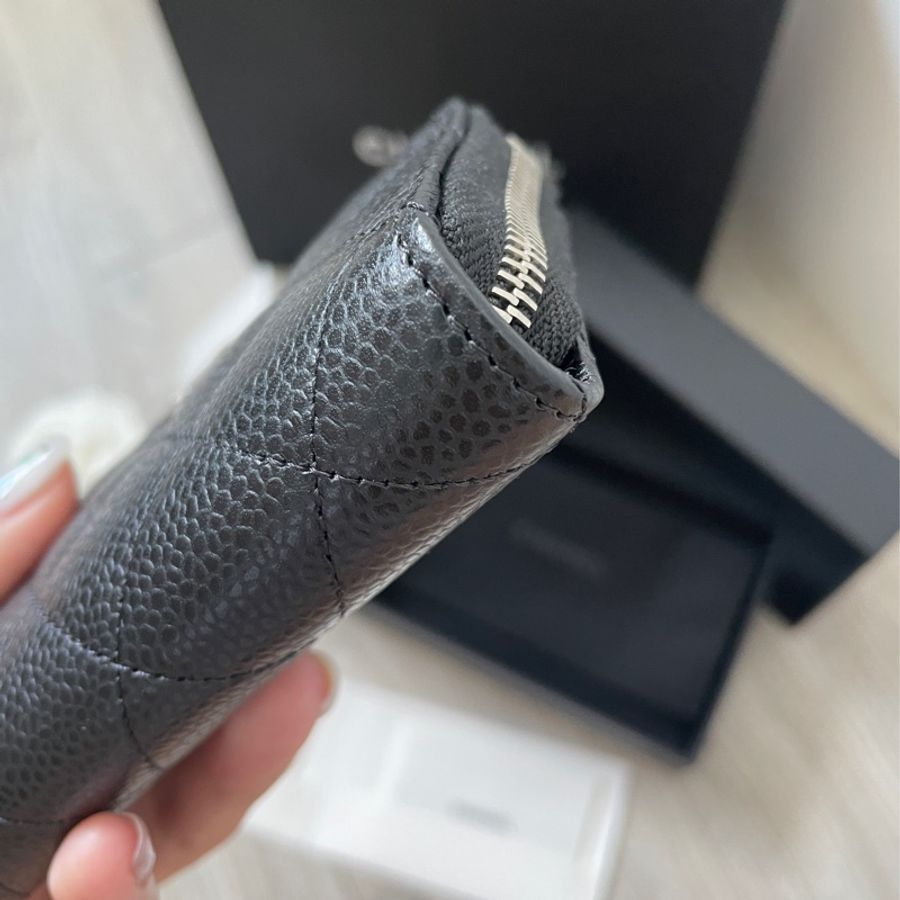 Chanel荔枝黑銀零錢包 卡包 全新全配-1