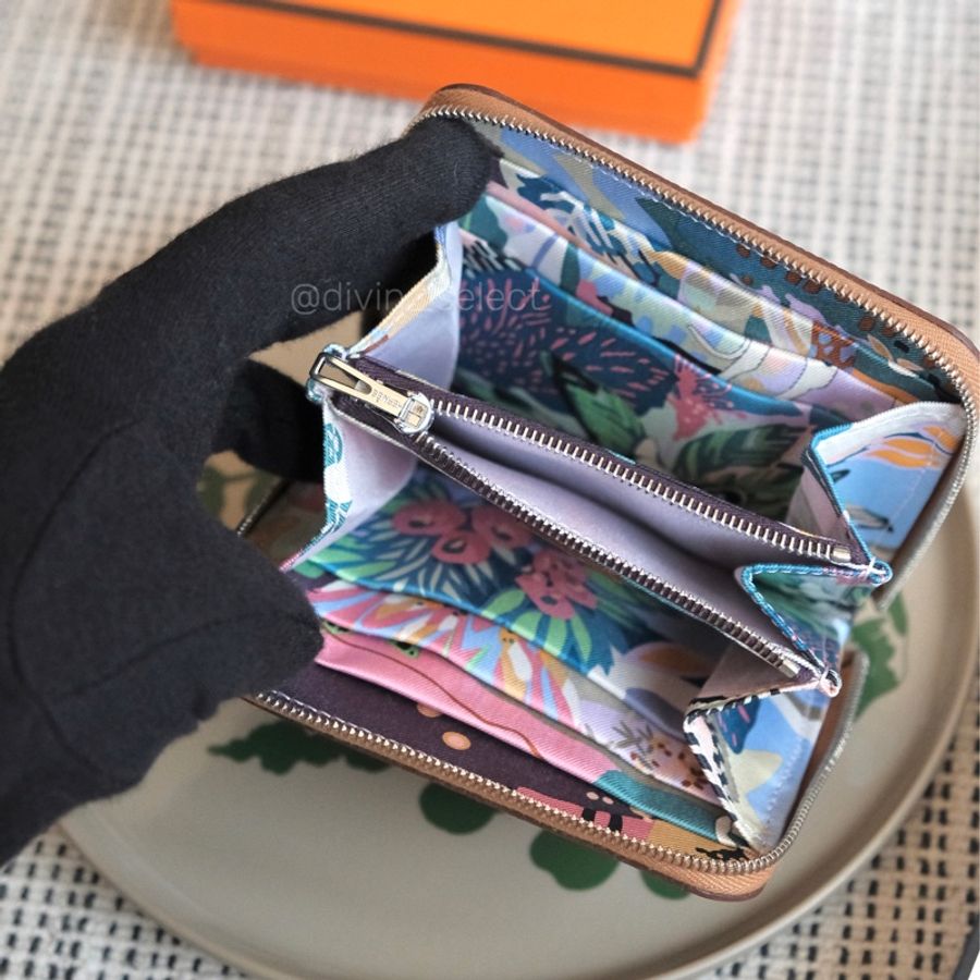 Hermès Silk compact wallet 愛馬仕金棕絲巾短夾 自由之城 狗來富-1