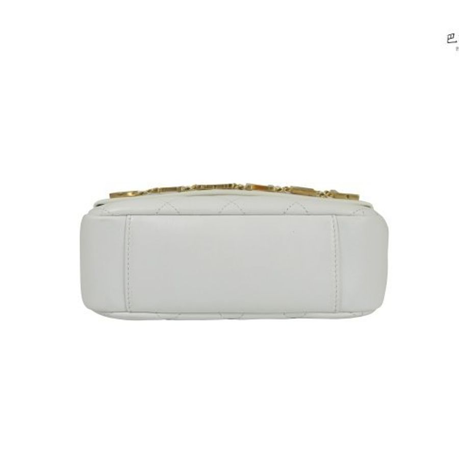 【巴黎站二手名牌專賣店】*現貨*CHANEL 香奈兒 真品*白色經典菱格紋金色字母LOGO金鏈斜背包-2