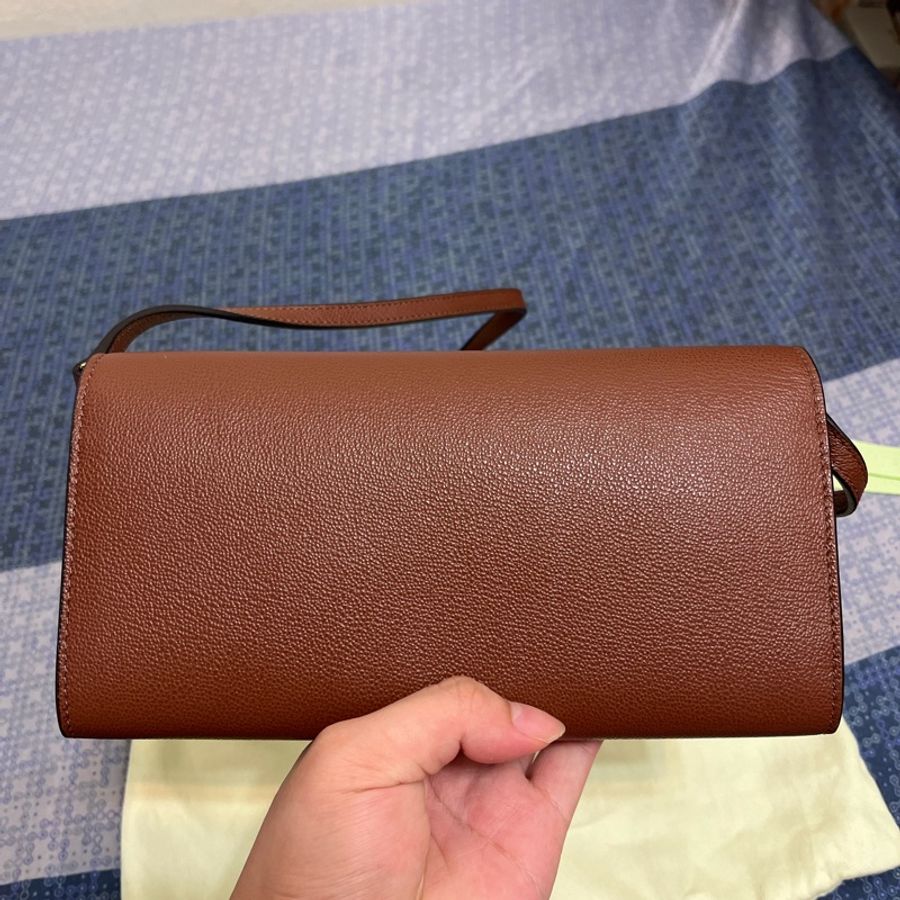 Burberry 壓印WOC包-4