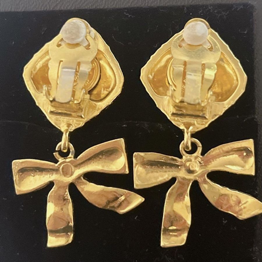 Chanel vintage香奈兒復古稀有款菱形格紋垂墜蝴蝶結古董夾式耳環-6