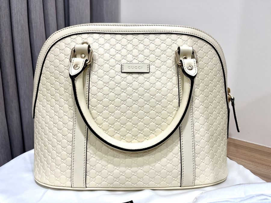 (全新）GUCCI 古馳 GUCCI GUCCISSIMA標籤LOGO雙G壓紋牛皮壓紋手提斜背貝殼包(大/米白)-7