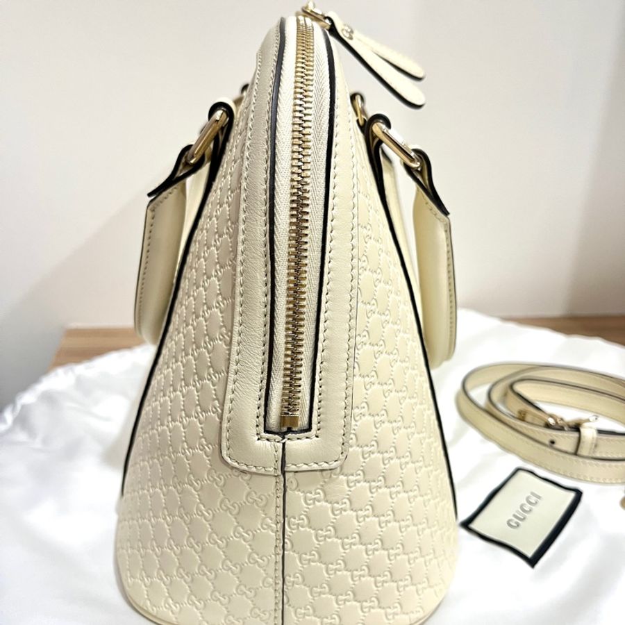 (全新）GUCCI 古馳 GUCCI GUCCISSIMA標籤LOGO雙G壓紋牛皮壓紋手提斜背貝殼包(大/米白)-22