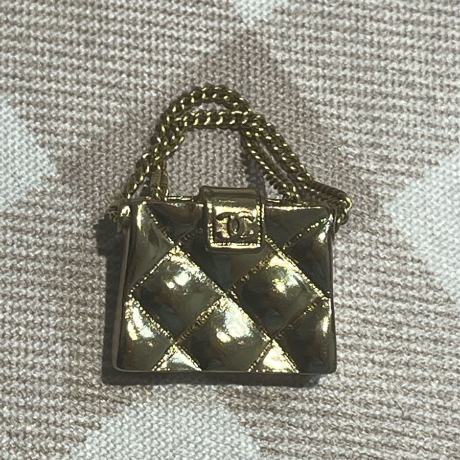 Chanel香奈兒絕版淡金色CF包包小胸針-2