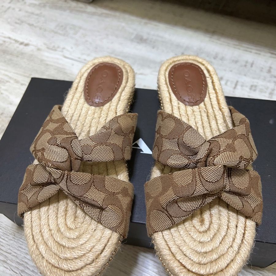 COACH草編拖鞋-1