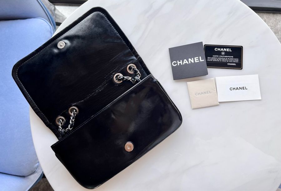 絕版Chanel 日本老香 黑色銀鏈特色肩背-13