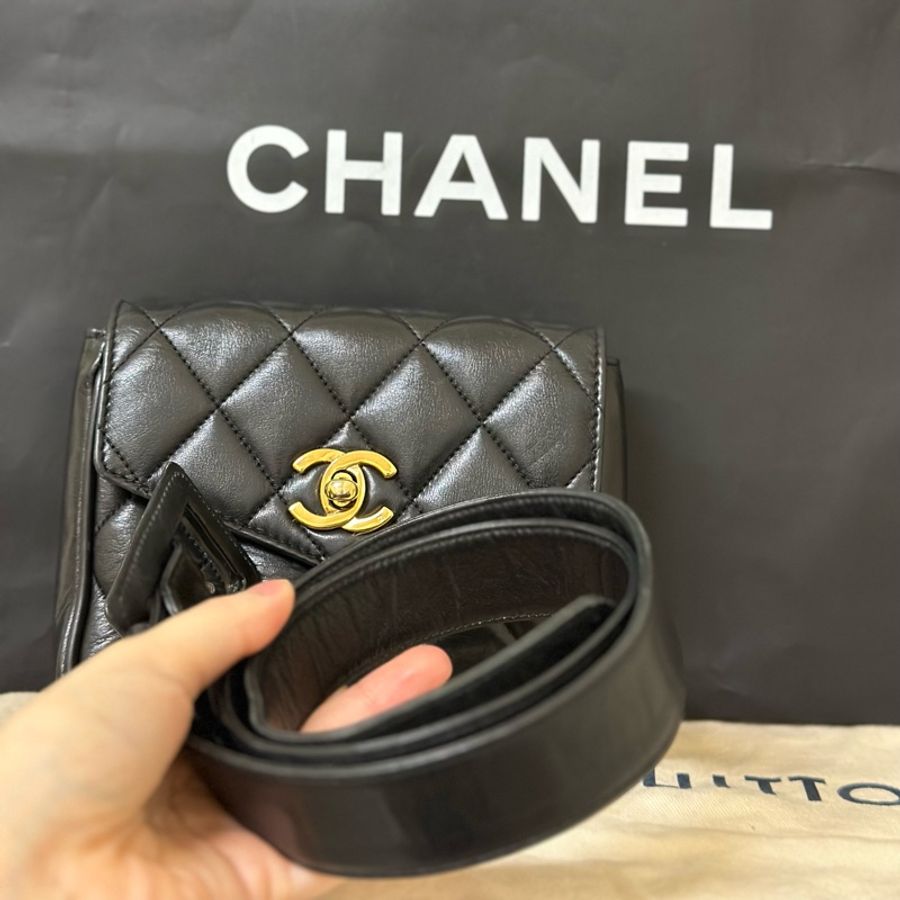 🔥稀有爆款釋出🔥95新極美品✨#Chanel #vintage 黑金羊皮 #腰包 #斜背鏈條包‼️各大明星同款‼️-27