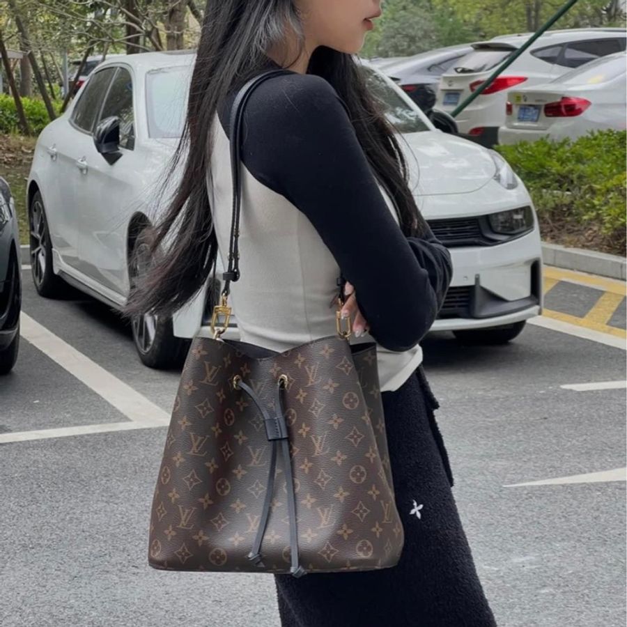 LV Louis Vuitton NeoNoe MM M44020 水桶包-6