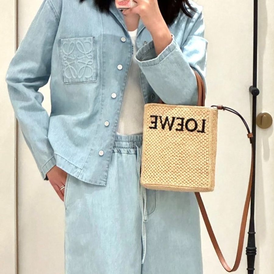Loewe 酒椰纖維標準 A5 草編包 附可斜背長肩帶 原色《2024季度新品》-9