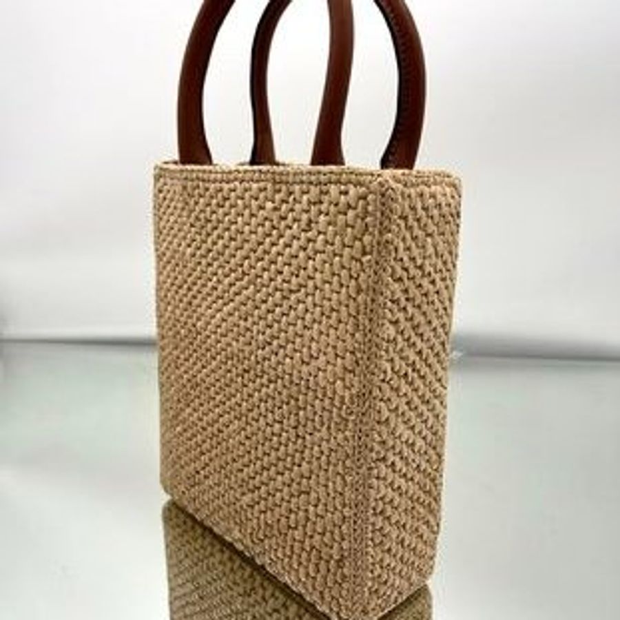 Loewe 酒椰纖維標準 A5 草編包 附可斜背長肩帶 原色《2024季度新品》-3