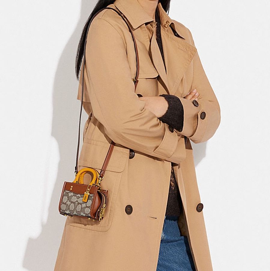 全新 COACH 專櫃 ROGUE 12 經典 SIGNATURE 緹花迷你包-4