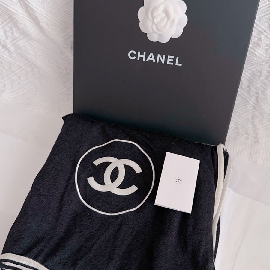 Chanel 香奈兒 大披肩圍巾-3