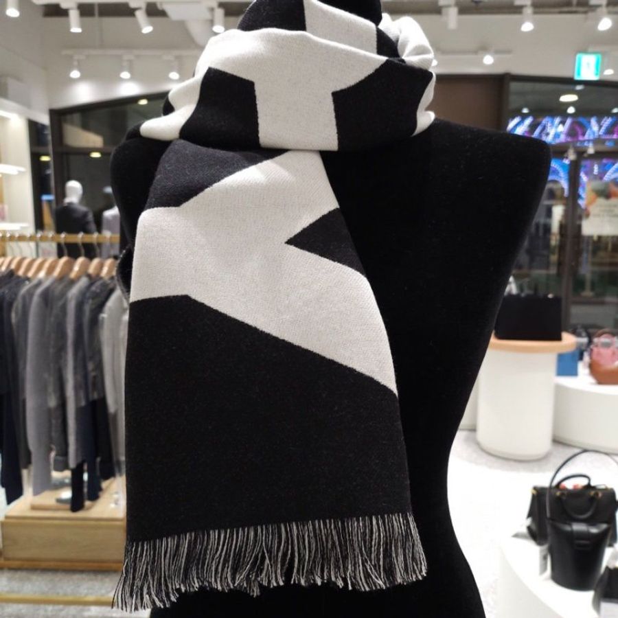 Burberry 80542141 徽標字母雙面羊毛緹花圍巾《當季專櫃正售★全新商品 》-3