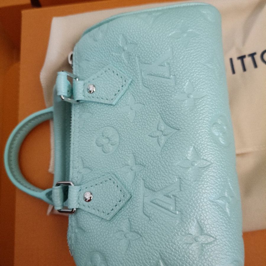 9.9成新 LV Nano Speedy monogram leather, 湖水藍-6