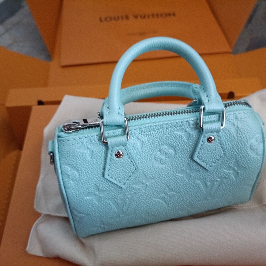9.9成新 LV Nano Speedy monogram leather, 湖水藍-9