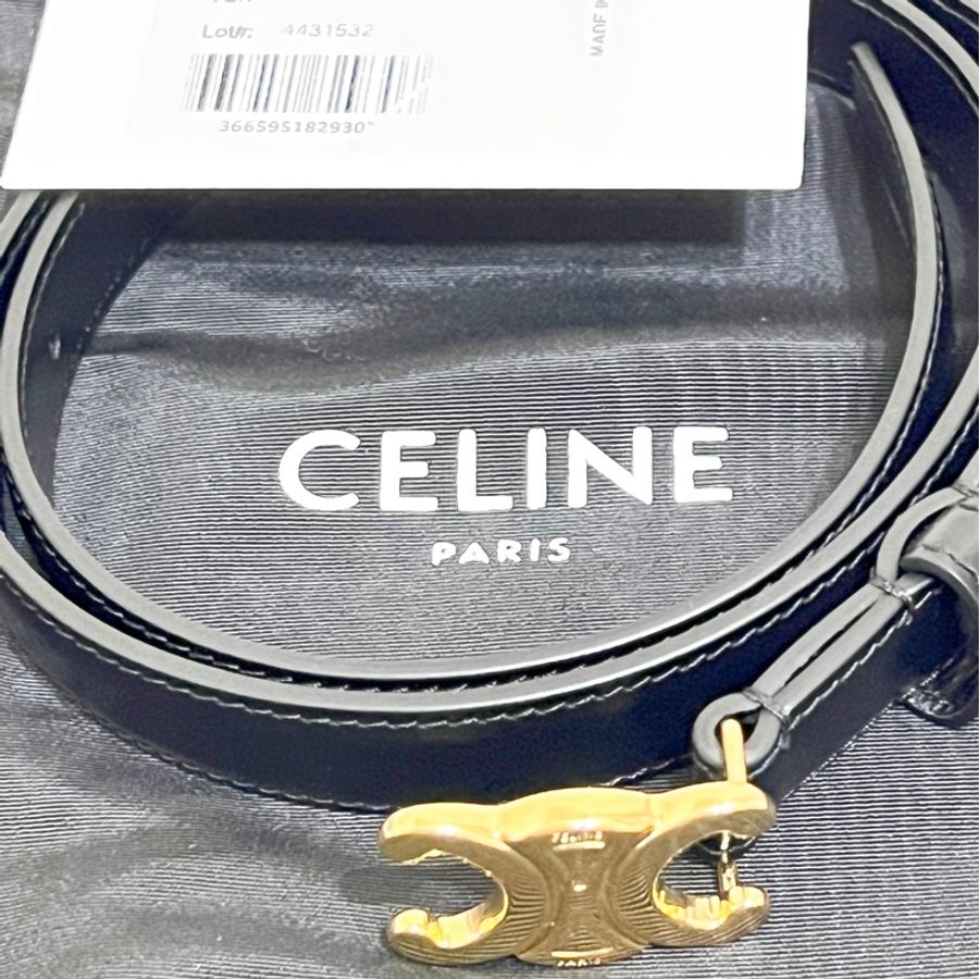 全新 未使用 稀有尺寸 Celine 平滑小牛皮TRIOMPHE 皮帶 70-12