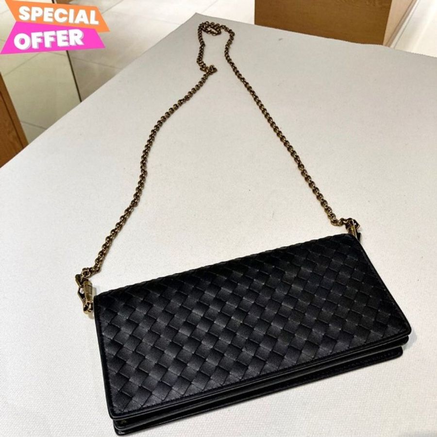 🧧新年特價活動🧧Bottega Veneta 510564 WOC 黑色皮夾鍊帶包 - 經典編織與優雅功能的完美融合-1
