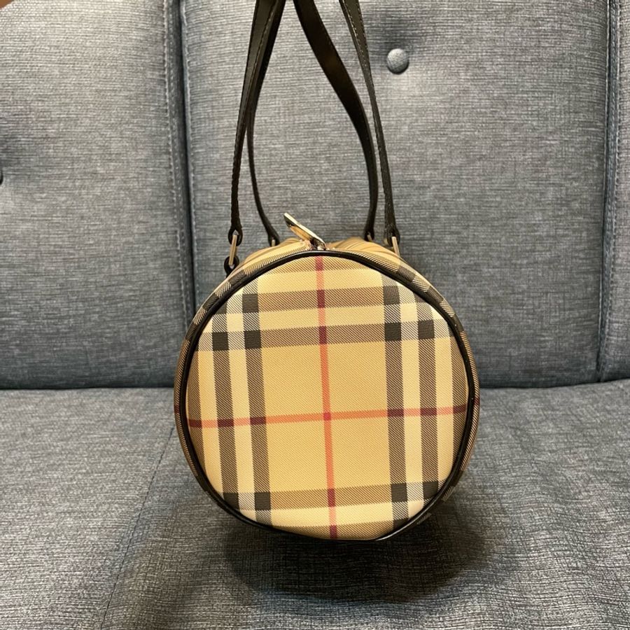 Burberry格紋圓筒手提包-4
