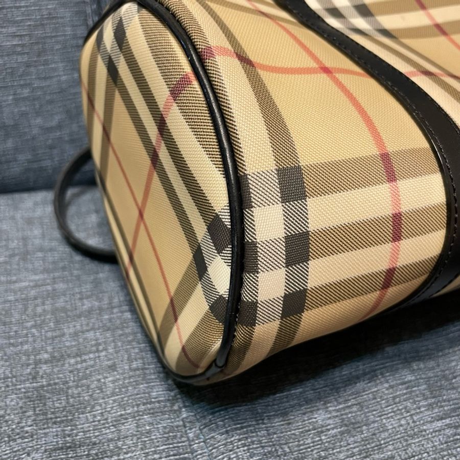 Burberry格紋圓筒手提包-6