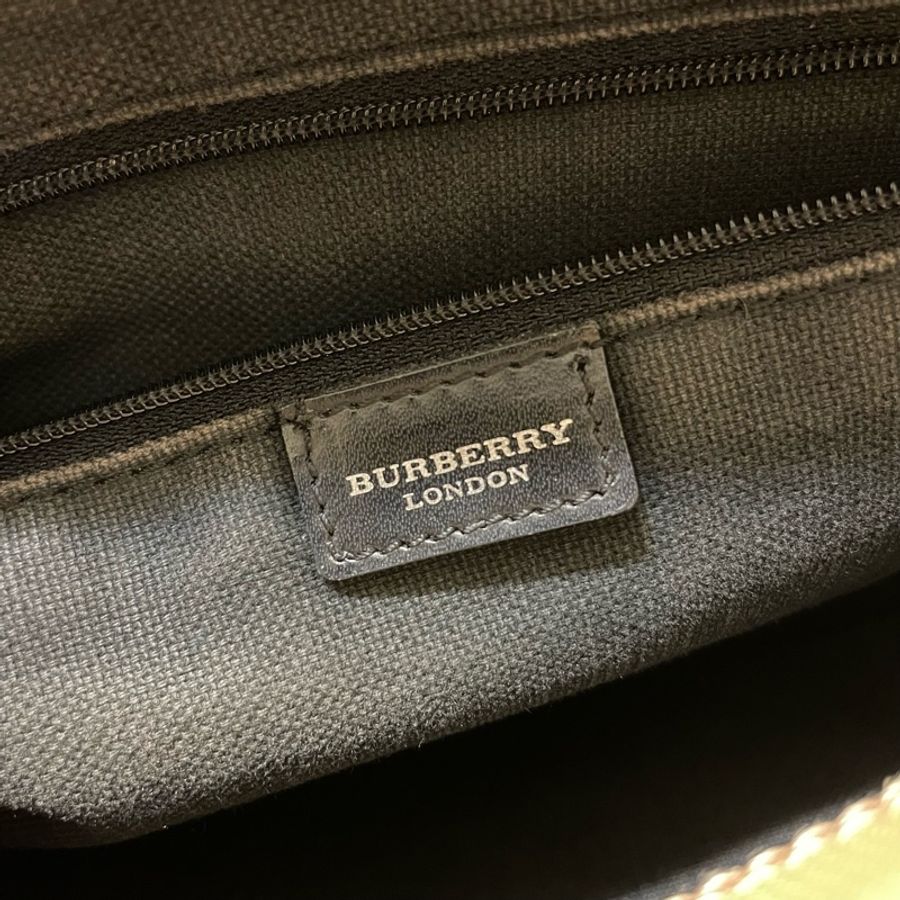 Burberry格紋圓筒手提包-21