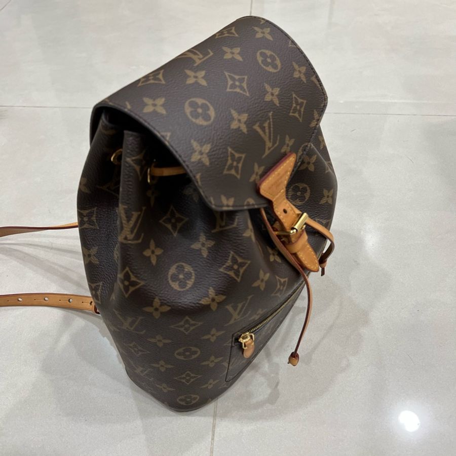 LV M43431 Montsouris經典Monogram後背包-11