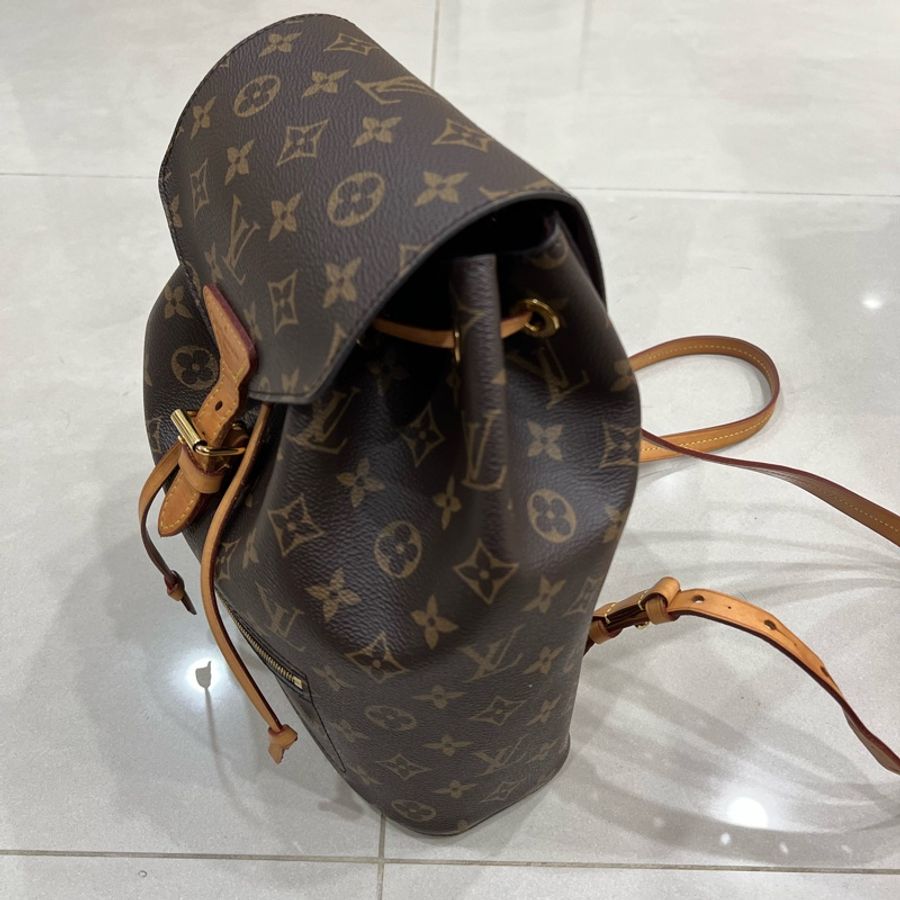 LV M43431 Montsouris經典Monogram後背包-12