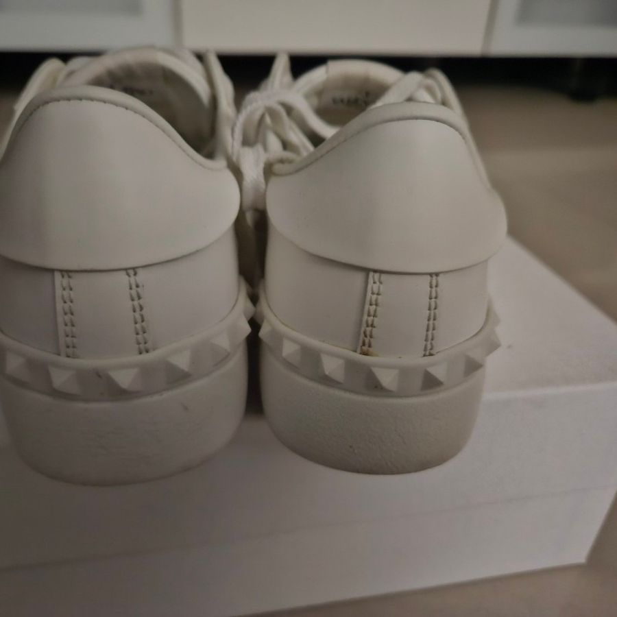 Valentino 11 rockstud untitled 鉚釘小白鞋-4