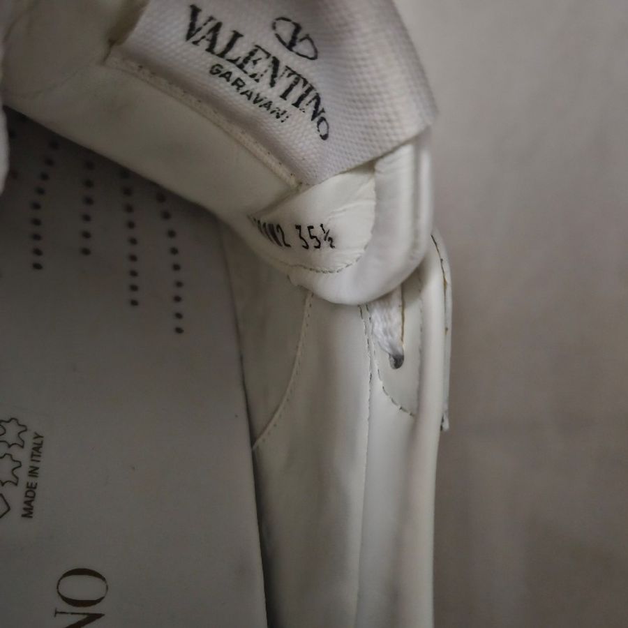 Valentino 11 rockstud untitled 鉚釘小白鞋-5