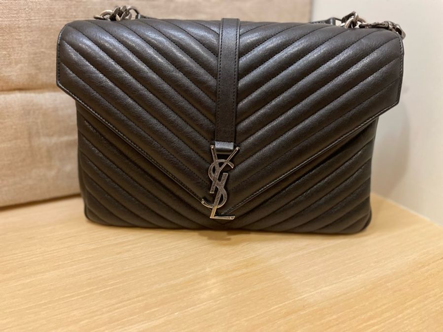 YSL Saint Laurent College 大型 復古金屬車縫羊皮學院包(黑色)-0