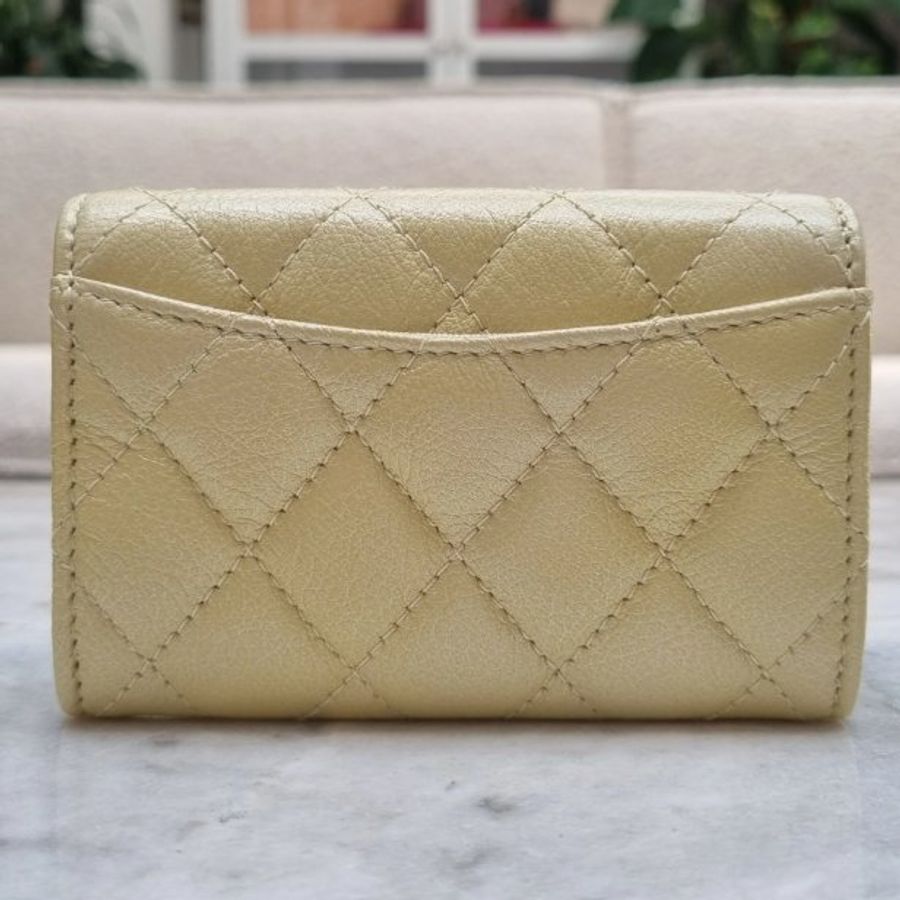 【台灣現貨】CHANEL 香奈兒 嫩黃色金扣經典口蓋卡包 牛皮單層短夾 卡夾 錢包 零錢包 皮包-3