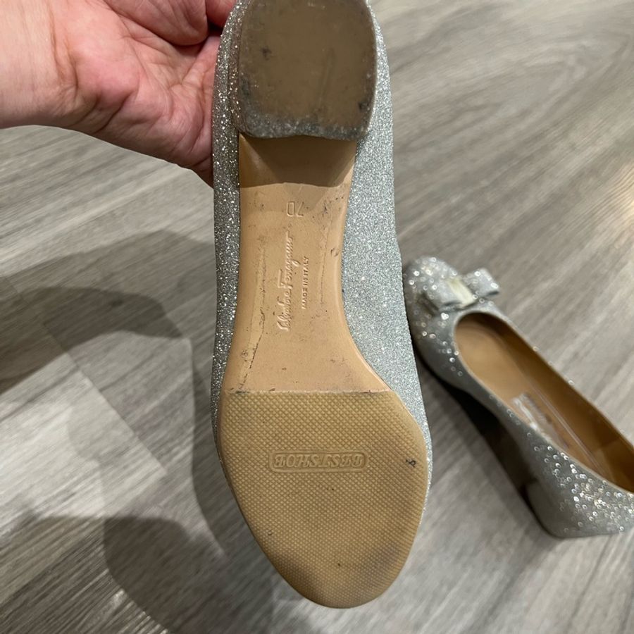 Salvatore ferragamo經典款鑽紗低跟鞋-5